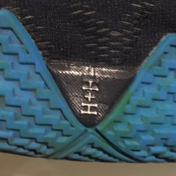 Kyrie 4 obsidian - Picture 3 of 4